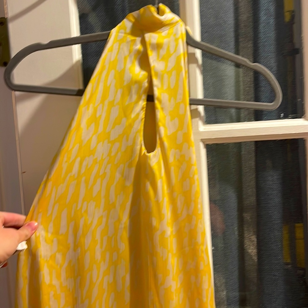 Beautiful yellow gown